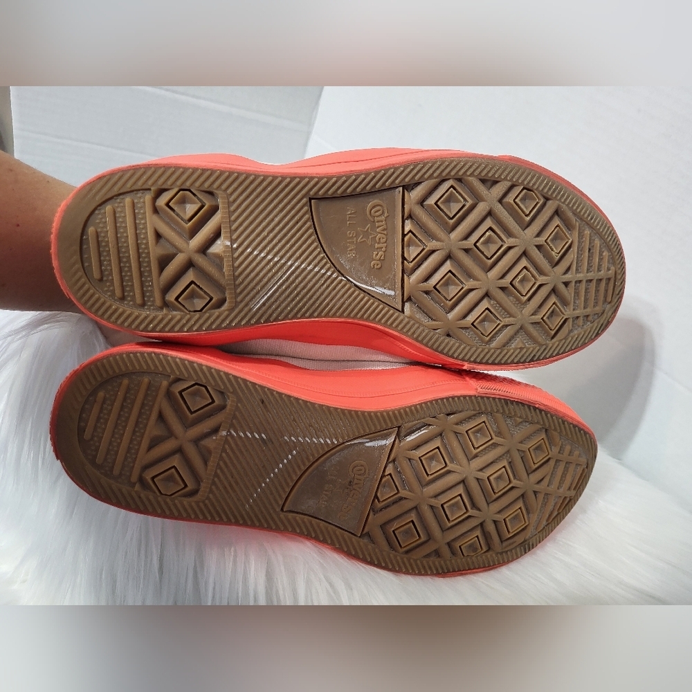 Converse Chuck Taylor White and Neon Orange Sneakers, Size 7 - Picture 5 of 8